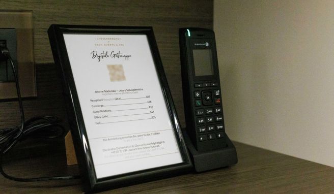 Per QR-Code können Gäste des Öschberghof eine digitale Gästemappe nutzen. 