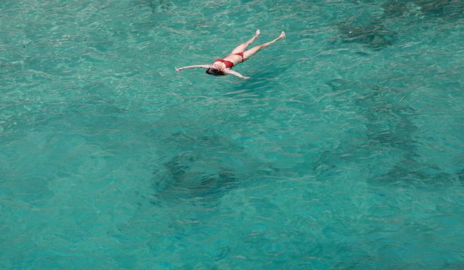 REISE & PREISE weitere Infos zu Mallorca und Co: Badespaß bei milden Wassertemperaturen