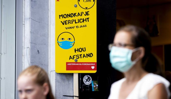 Höchste Alarmstufe  Niederlande verhängen erneut die Maskenpflicht