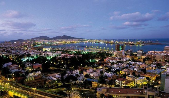REISE & PREISE weitere Infos zu Gran Canaria: Reisen auf die grüne Kanareninsel