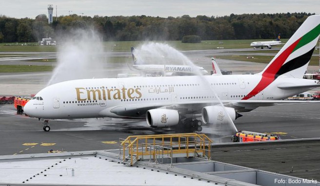 REISE & PREISE weitere Infos zu Flüge ab Hamburg: Mit dem Airbus A380 täglich nach Dubai