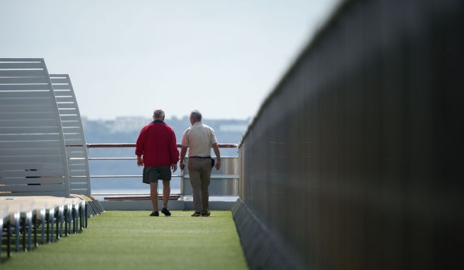 Begleiteter Urlaub Verbraucherzentrale: Bei Seniorenreisen genau hinschauen