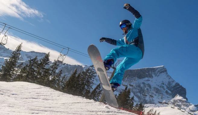 Skischuh: Enger und guter Sitz wichtiger als bequemes Gefühl Kauftipp