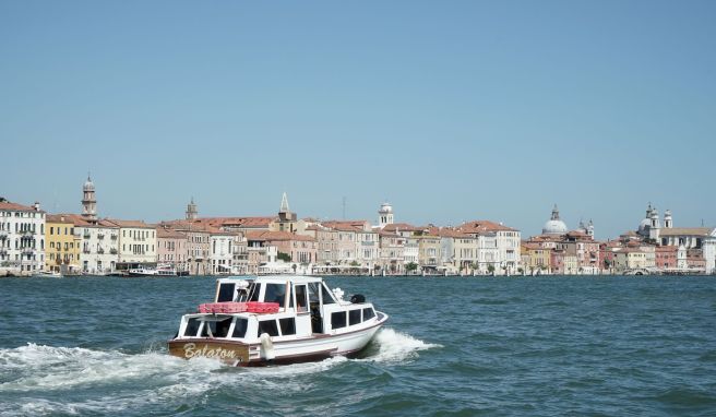 Ohne Bootführerschein Briccola, ahoi! Mit dem Hausboot durch Venedig