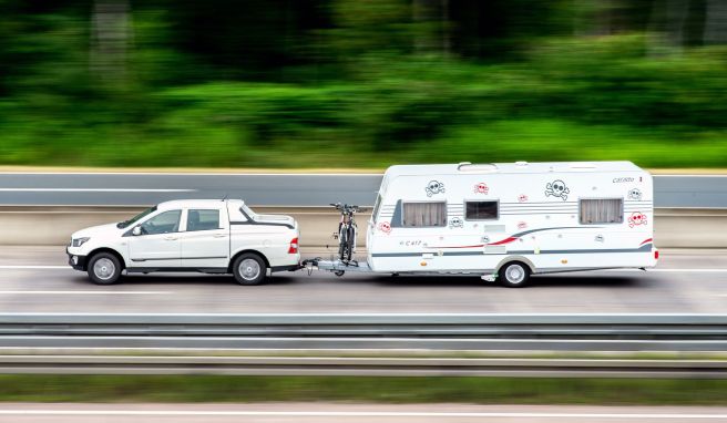 Autobahnen in Deutschland ADAC: Auf vielen Raststätten fehlen Wohnmobil-Parkplätze