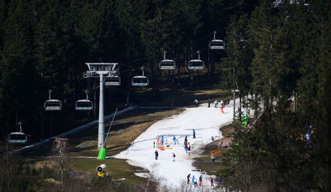 Winterferien stehen an Geld zurück bei Schneemangel? Reiserecht beim Skiurlaub