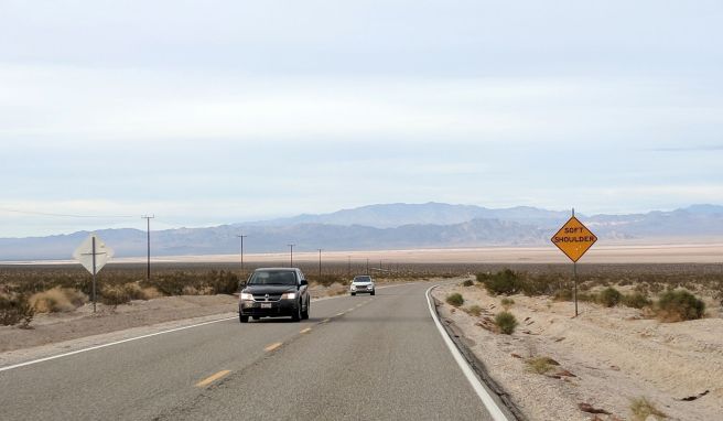 Roadtrip durch die Mojave-Wüste: In den USA hat man lieber einen internationalen Führerschein dabei, da der deutsche Führerschein allein dort nicht anerkannt werden muss.