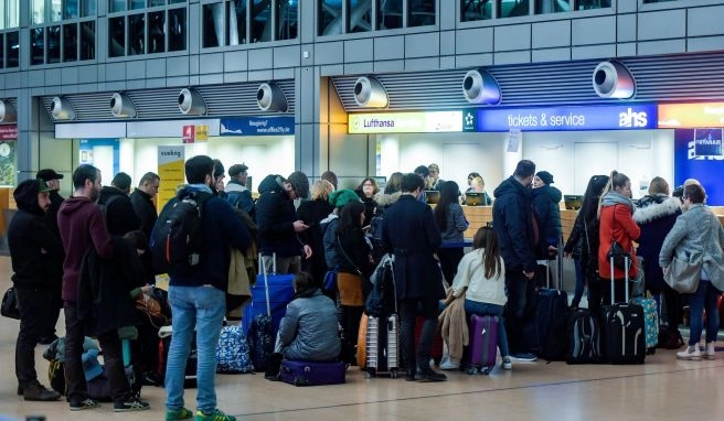 Verdi bestreikt am Freitag mehrere Airports Flugausfälle und Verspätungen