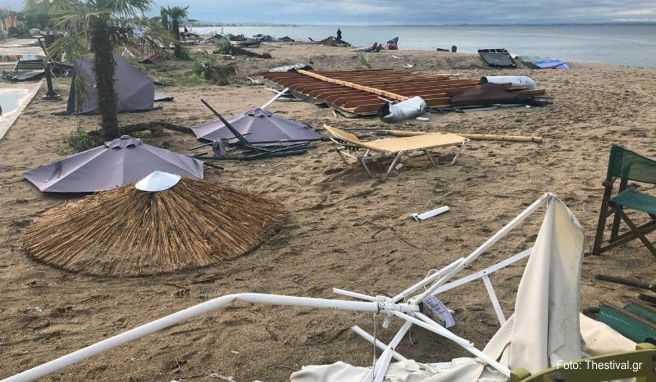 Außerordentliche Umstände Unwetter am Urlaubsort: Was Reisende wissen sollten